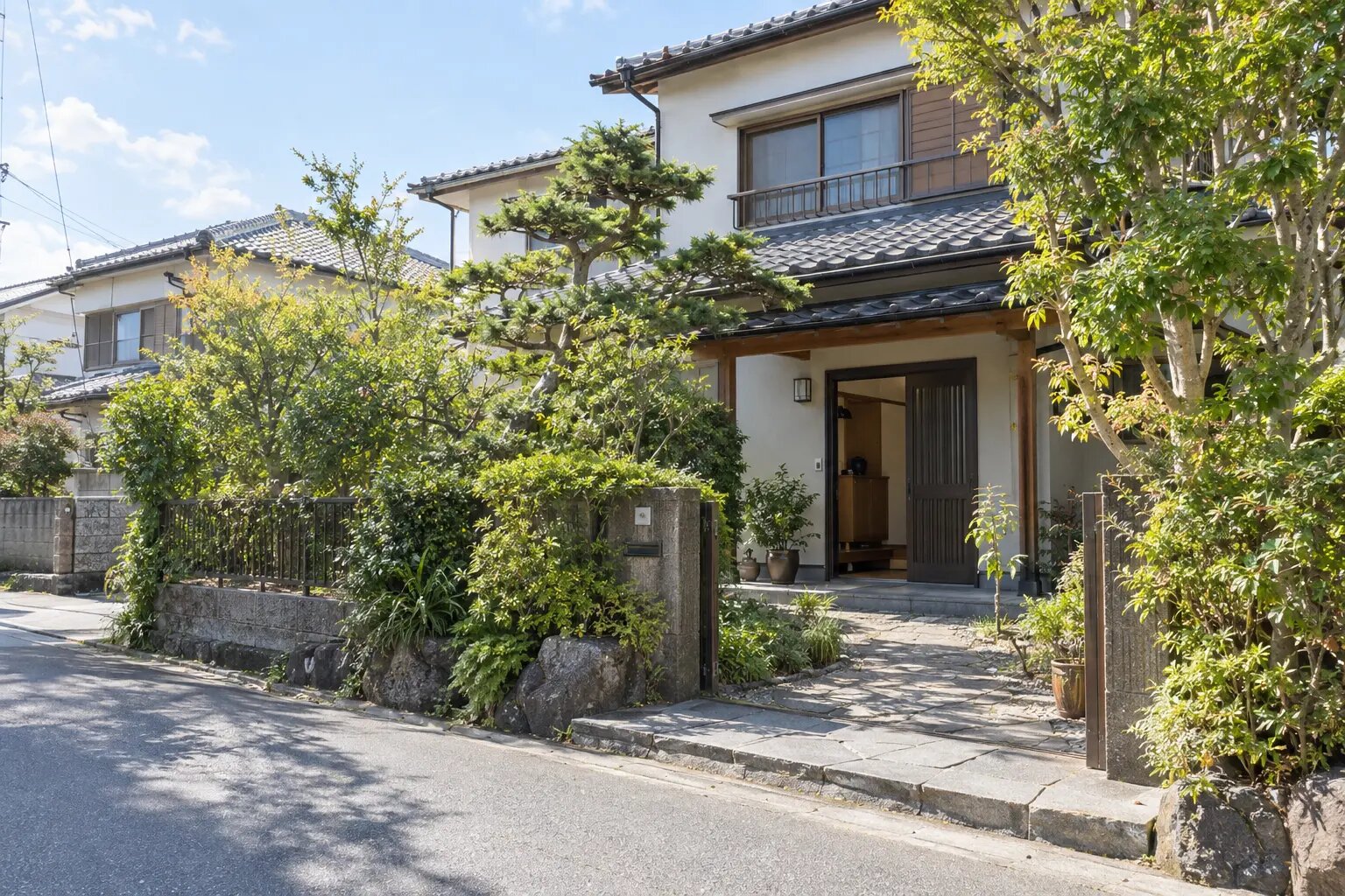 庭のある日本の一軒家